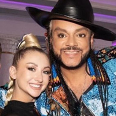 Дом-2. Новости / Марго Овсянникова провела вечер в компании Филиппа Киркорова