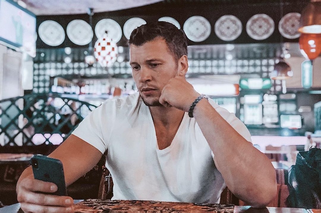 Витя Шароваров дом. Шев.