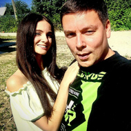 Андрей Чуев и его 19-летняя невеста подали заявление в ЗАГС
