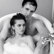 Артур Смольянинов и Дарья Мельникова снялись голыми в ванне