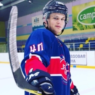 Максим Моргенштерн: профессиональный хоккеист из США