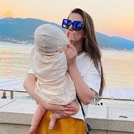 Саша Артёмова улетела отдыхать в Турцию без Жени Кузина