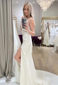 Надя Ермакова выбирает свадебное платье