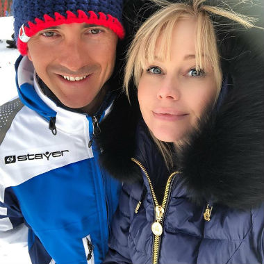 45-летнюю Елену Корикову сосватали с инструктором по горным лыжам