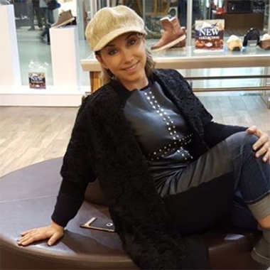 50-летняя Елена Воробей сразила снимком в нижнем белье