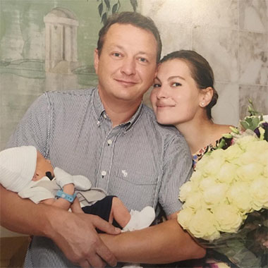 Жена Марата Башарова разводится с ним после избиения