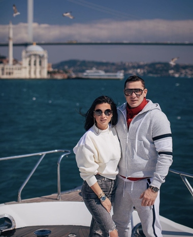 Ксения Бородина с мужем провели выходные в Стамбуле: ФОТО
