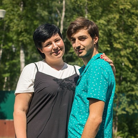 Звёзды «Дома-2» Саша Черно и Иосиф Оганесян разводятся спустя пять лет брака