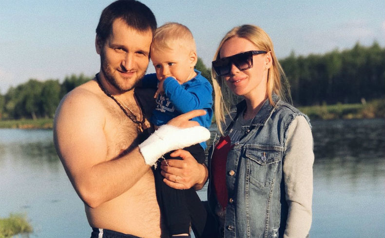 Леша Самсонов, Юлия Щаулина и их сын Мирон ​Фото: «Инстаграм» 