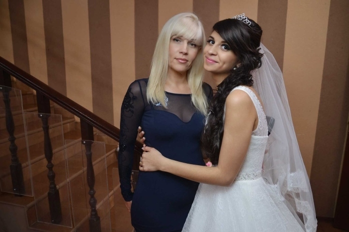 Алиана Устиненко с мамой Светланой Михайловной в день своей свадьбы ​Фото: «Инстаграм»  