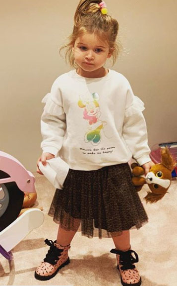 Младшей дочери Ксении Бородиной исполняется три года. 
