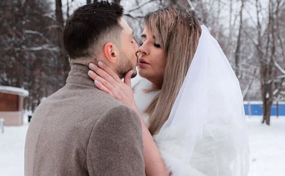 Иосиф Оганесян и Саша Черно теперь муж и жена ​Фото: «Инстаграм»  