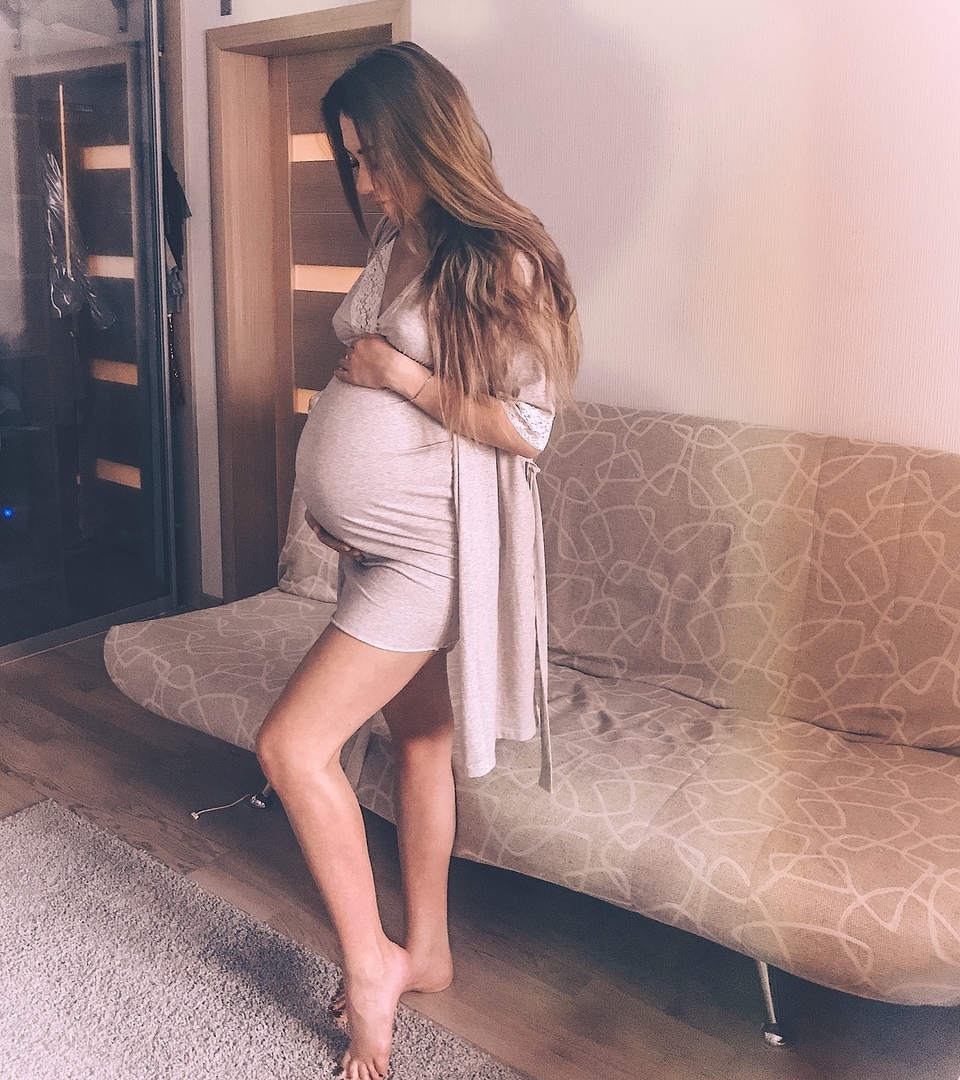 Алёна Рапунцель станет мамой через считанные недели ​Фото: «Инстаграм» 