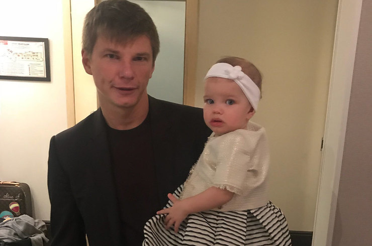 Младшая дочь Аршавина Есения остаётся жить с мамой ​Фото: «Инстаграм» 