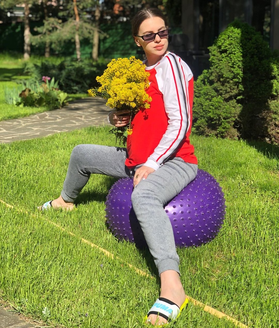 Беременная Артёмова боится заниматься спортом ​Фото: «Инстаграм» 
