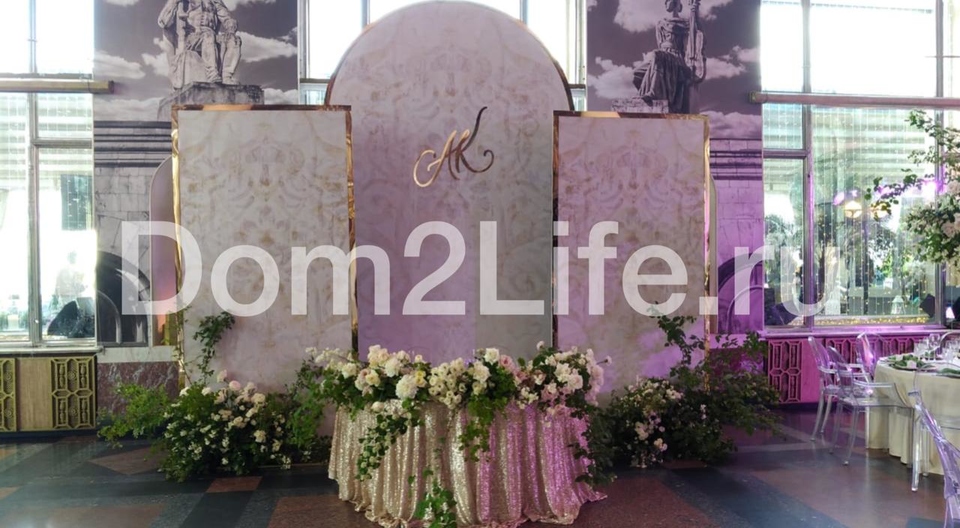 Совсем скоро за этот стол сядут жених и невеста ​ Фото: Ксения Гизатулина, Dom2Life.ru 