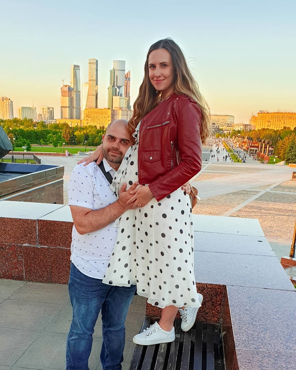 Илья поддерживал жену в тяжёлый период беременности Фото: «Инстаграм» 
