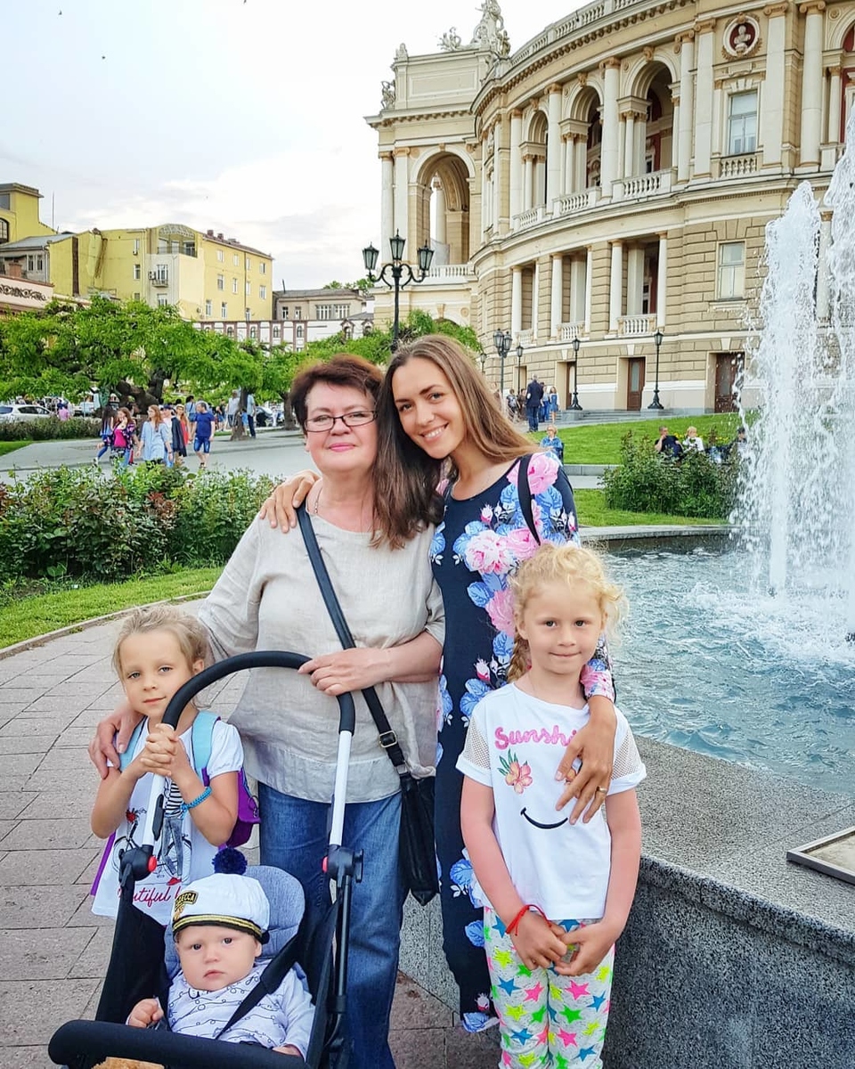 Пока Михаил был в командировке, Маша с детьми жила&nbsp;в Одессе ​Фото: «Инстаграм»  