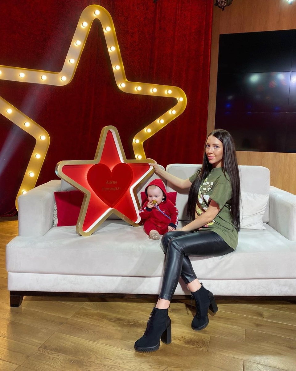 Алёна с сыном Богданом и новым носиком Фото: «Инстаграм»  
