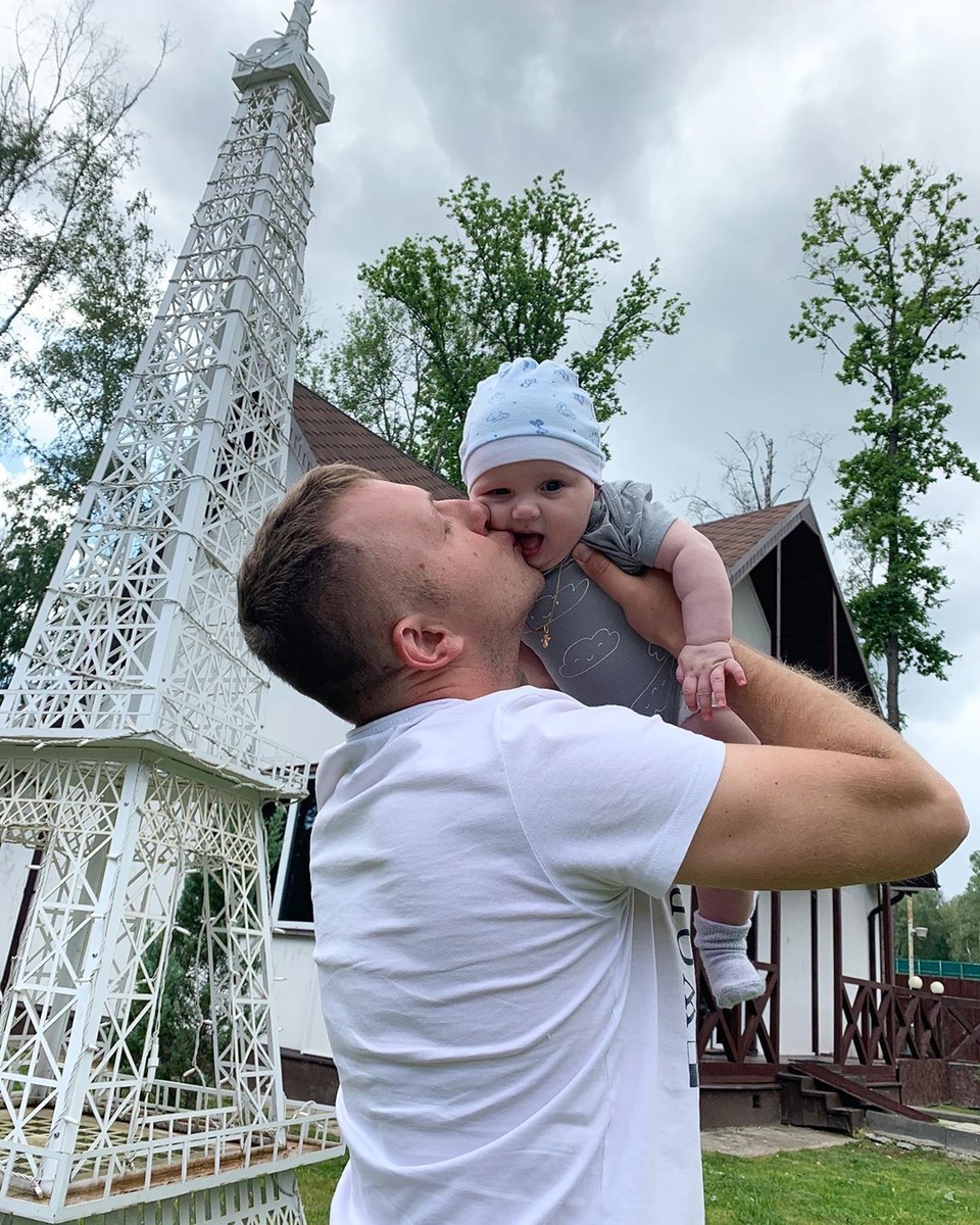 Илья обожает сына Фото: «Инстаграм»  