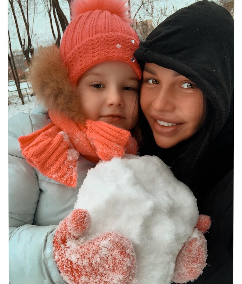 Саша и её дочка Арианна ​Фото: «Инстаграм»  