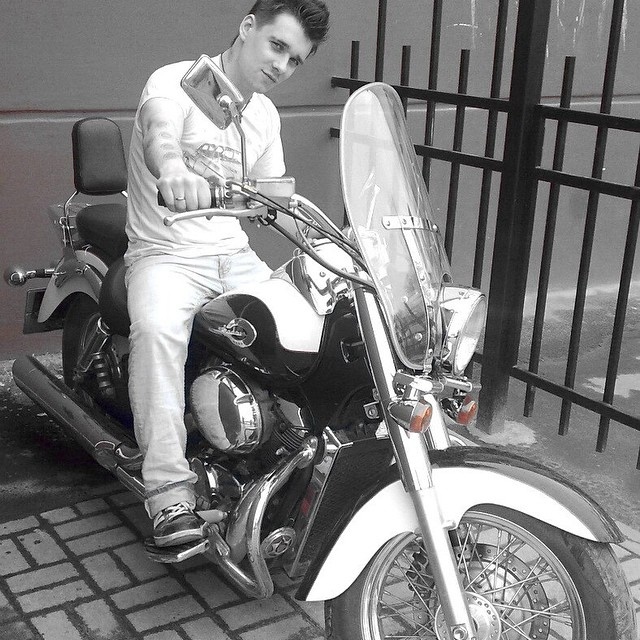 Участник «ДОМа-2» отмечает день рождения. 