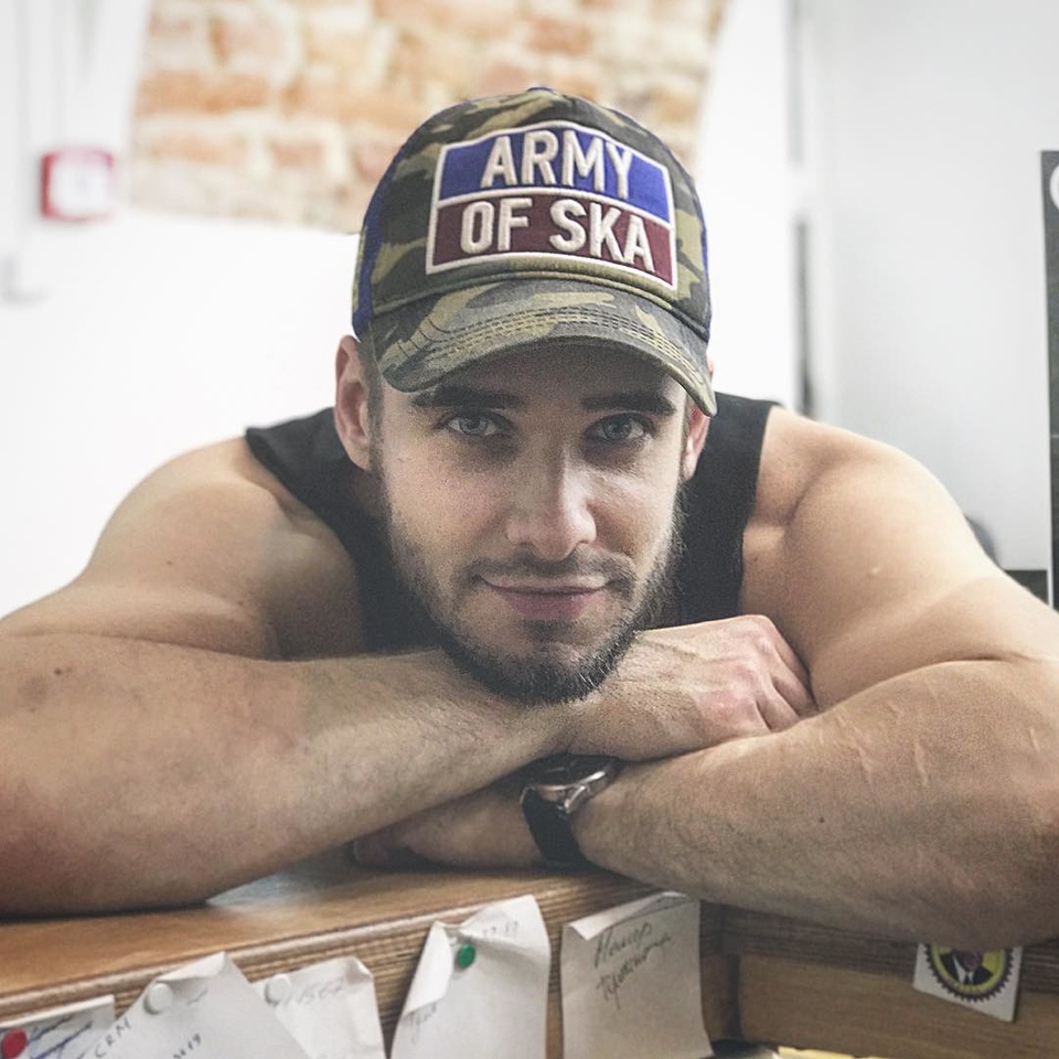 Участник «ДОМа-2» отмечает день рождения. 