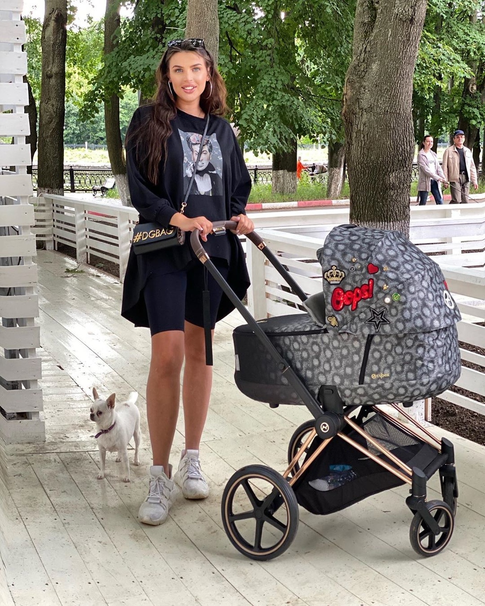 Суханова рассказала о первых днях после родов Фото: «Инстаграм» 