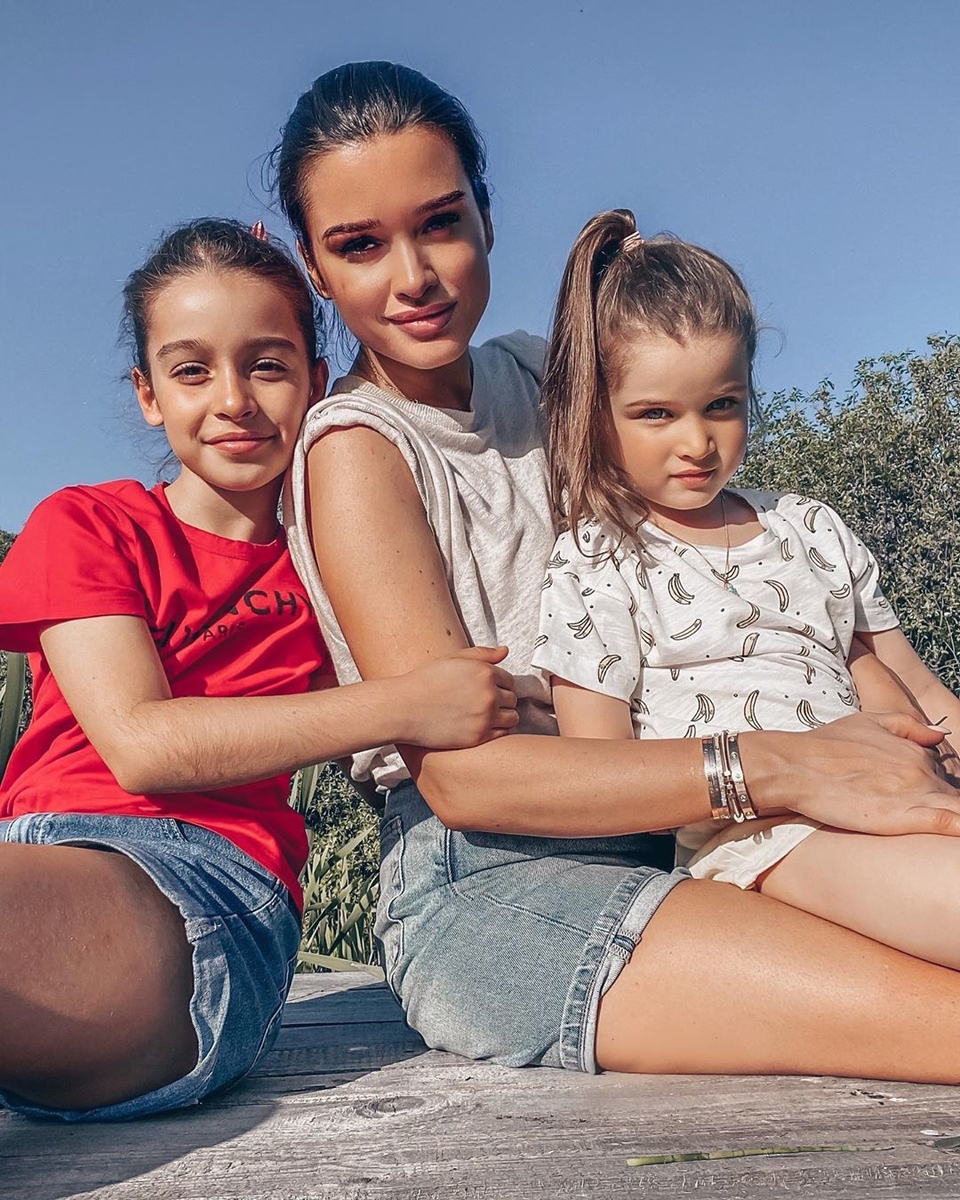 Ксения Бородина — мама двух девочек, и для неё важно, чтобы они были защищены ​Фото: «Инстаграм»  
