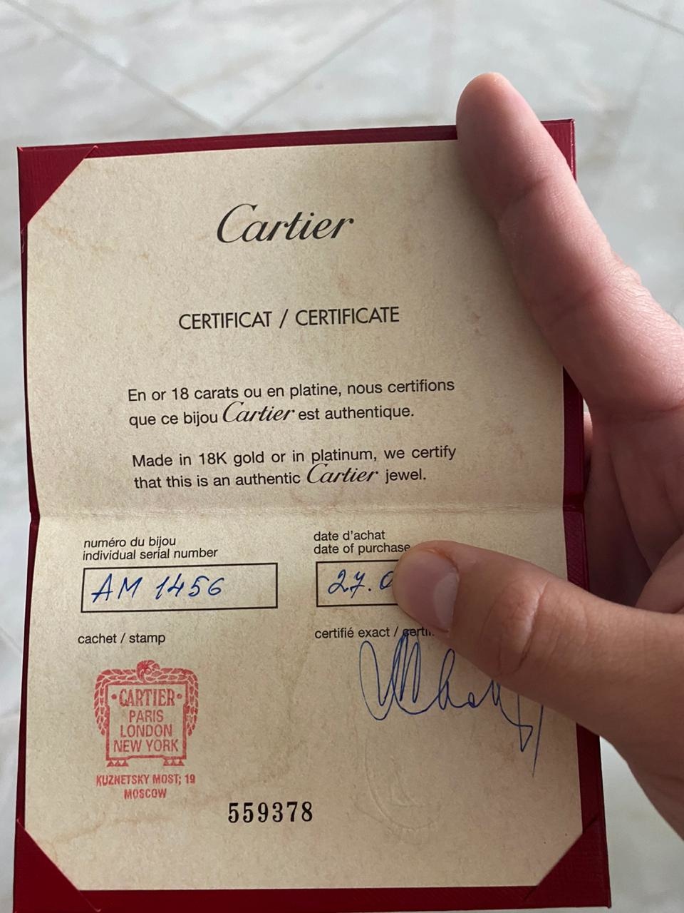 У дорогого ювелирного украшения есть паспорт Фото: Личный архив Дани Сахнова 