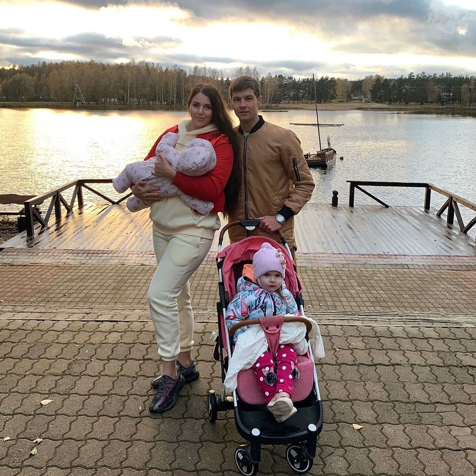 Сейчас Оля и Дима с дочками устроили себе небольшой отпуск ​Фото: «Инстаграм»  